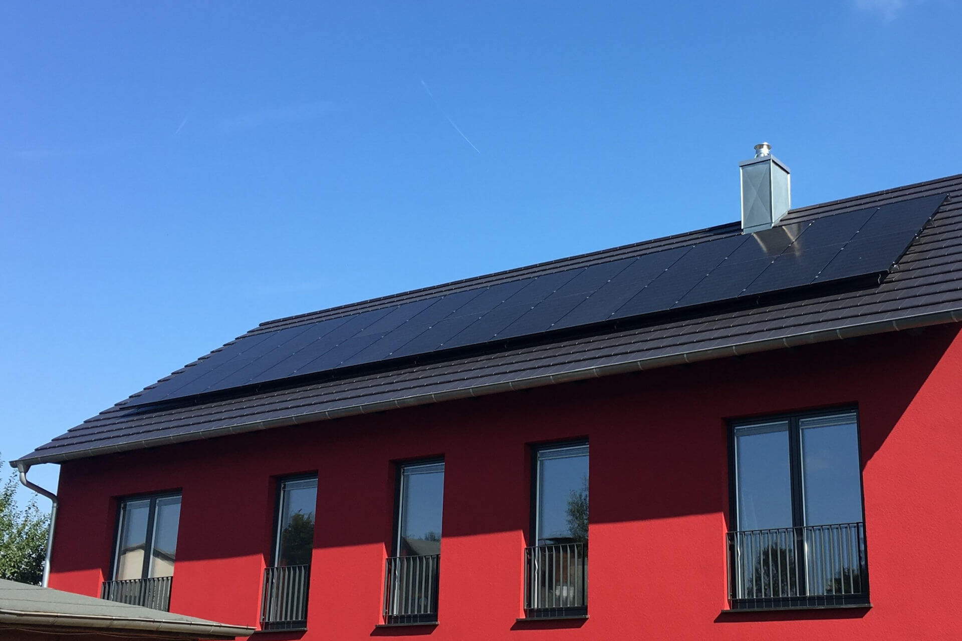 PV-System auf Süddach eines Einfamilienhauses