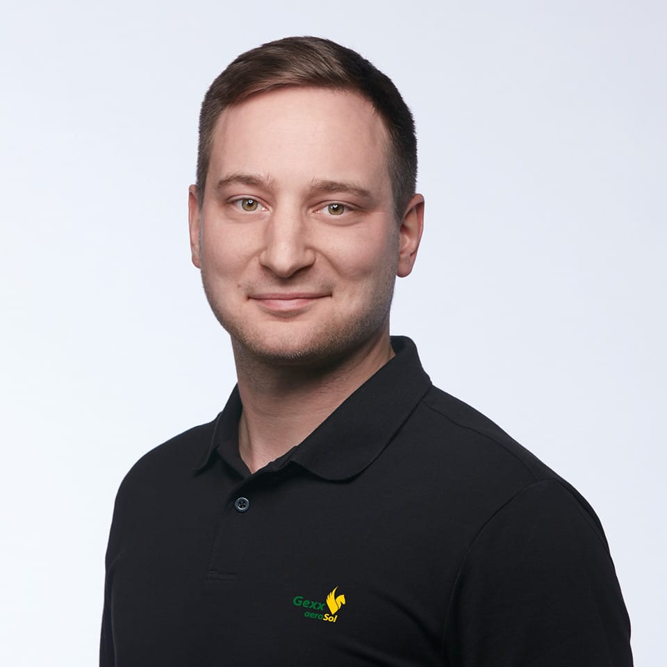 Toni Simon